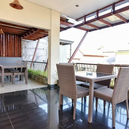 Hotel Reddoorz Near Legian Street à Kuta Lombok Extérieur photo