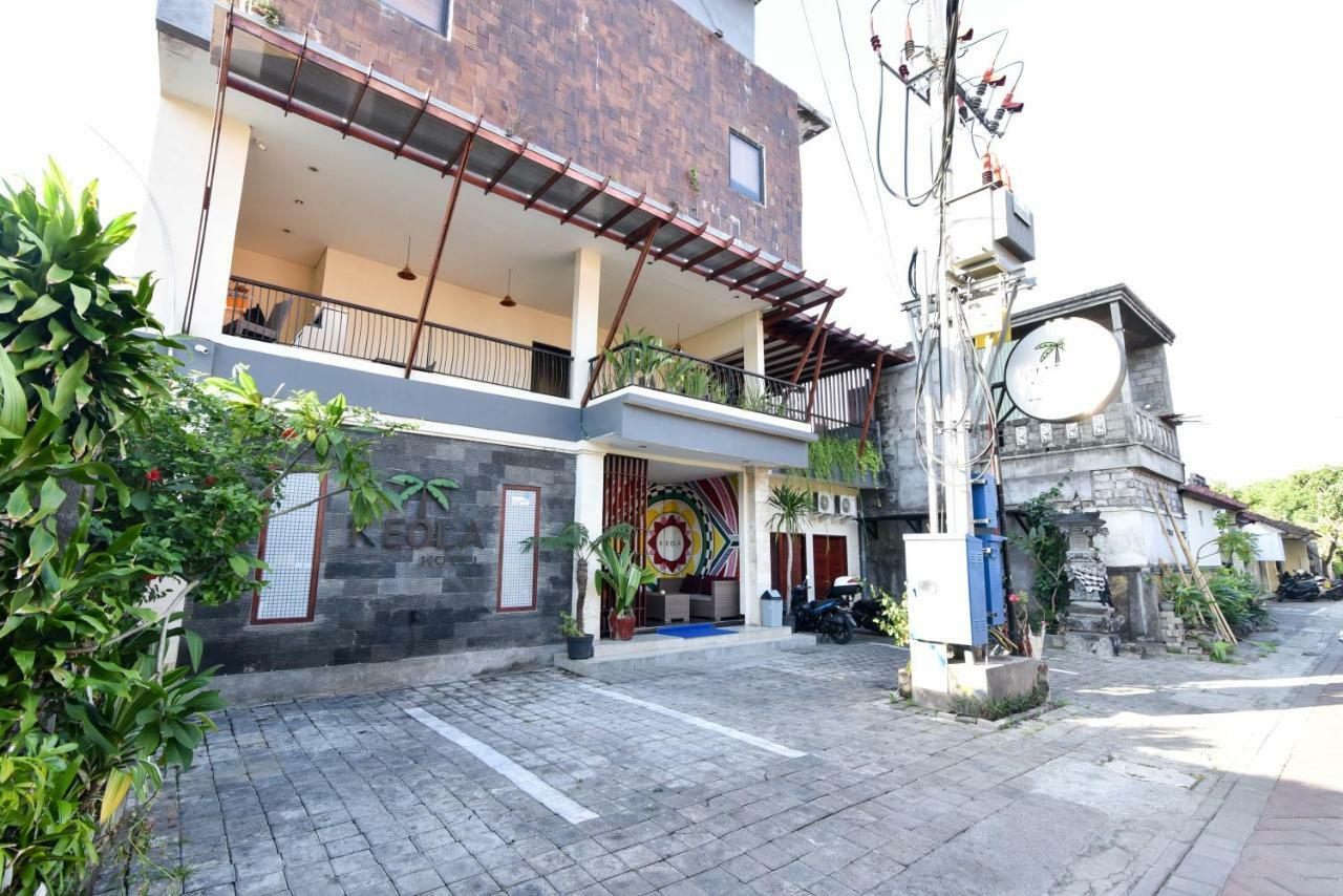 Hotel Reddoorz Near Legian Street à Kuta Lombok Extérieur photo
